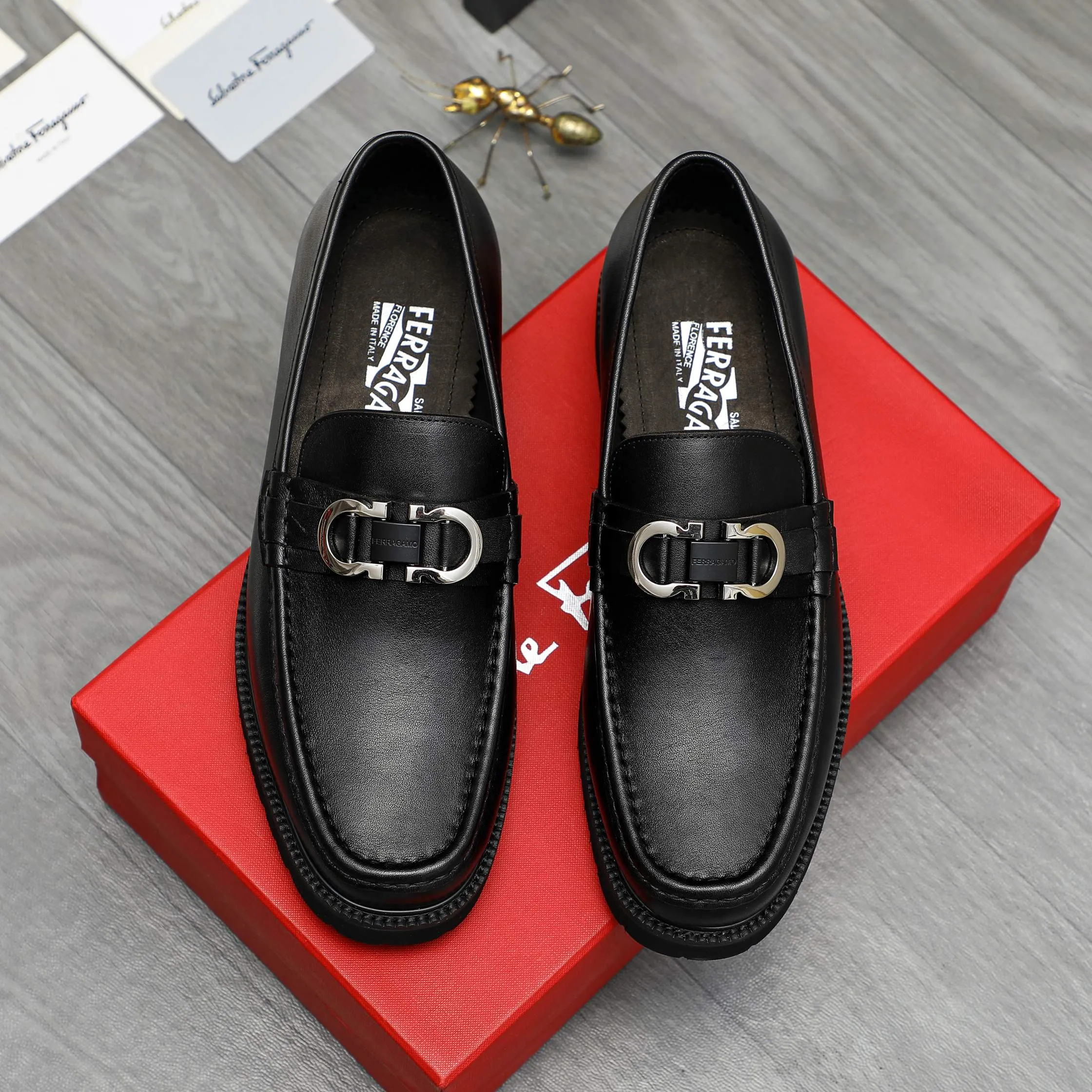Men's shoes 💰540 Product trademark: Ferragamo "Ferragamo" business slip-on leather shoes Regular size: 38-44 (45.46 custom-made, non-refundable) Product materials: Selected high-quality cowhide upper, cowhide lining, original outsole